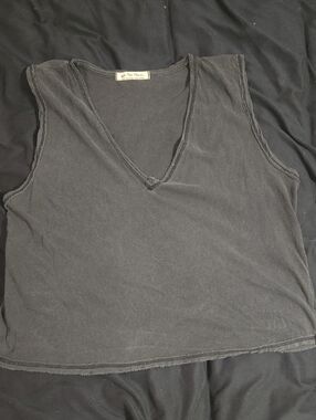 We The Free Vintage Style Dark Grey V-Neck Sleeveless Tank 🌞